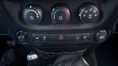 2013 Jeep Wrangler Rubicon   - Photo 35 - Sandy, UT 84070