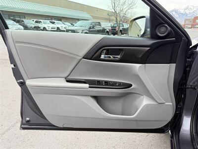 2015 Honda Accord EX   - Photo 14 - Sandy, UT 84070