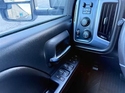 2017 GMC Sierra 2500 SLE - Photo 16 - Sandy, UT 84070