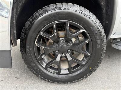 2018 GMC Sierra 1500 SLT   - Photo 14 - Sandy, UT 84070