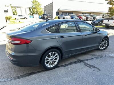 2019 Ford Fusion SE   - Photo 11 - Sandy, UT 84070