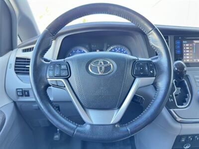 2016 Toyota Sienna XLE 7-Passenger   - Photo 36 - Sandy, UT 84070