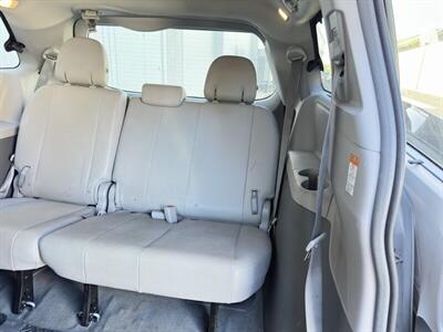 2016 Toyota Sienna XLE 7-Passenger   - Photo 6 - Sandy, UT 84070