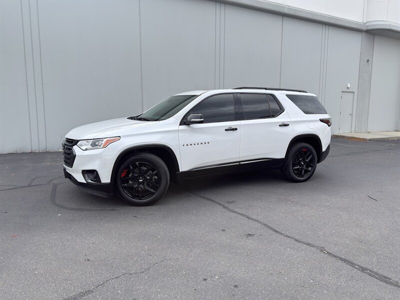 2021 Chevrolet Traverse Premier   - Photo 1 - Sandy, UT 84070