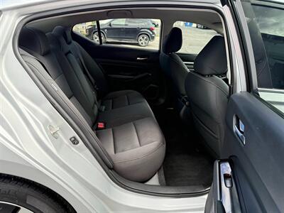 2021 Nissan Altima 2.5 SV   - Photo 10 - Sandy, UT 84070