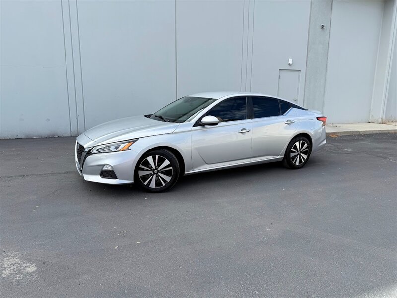 2021 Nissan Altima 2.5 SV  