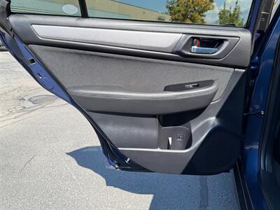 2019 Subaru Outback 2.5i Premium - Photo 7 - Sandy, UT 84070
