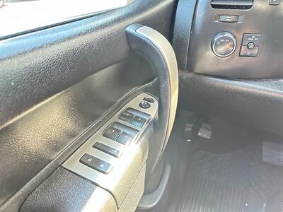 2011 Chevrolet Silverado 1500 LT   - Photo 32 - Sandy, UT 84070