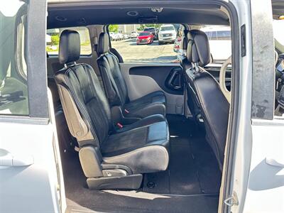 2019 Dodge Grand Caravan SXT   - Photo 10 - Sandy, UT 84070
