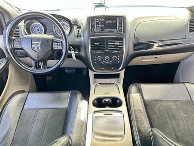 2019 Dodge Grand Caravan SXT   - Photo 2 - Sandy, UT 84070
