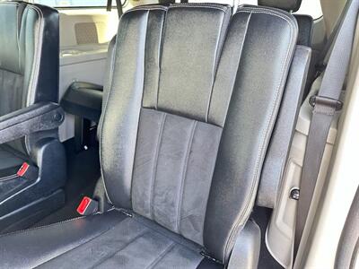 2019 Dodge Grand Caravan SXT   - Photo 37 - Sandy, UT 84070