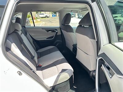 2022 Toyota RAV4 Hybrid XLE   - Photo 10 - Sandy, UT 84070