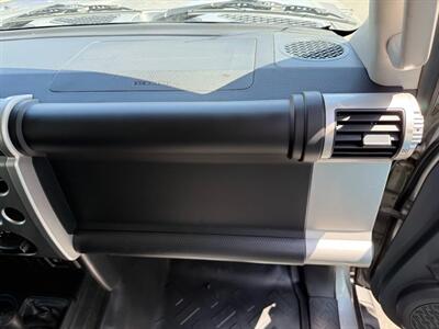 2011 Toyota FJ Cruiser   - Photo 72 - Sandy, UT 84070