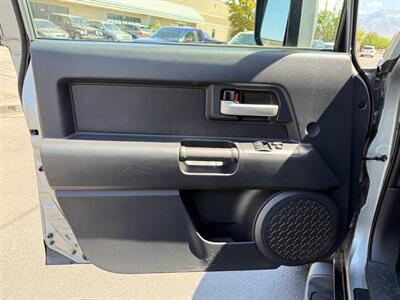 2011 Toyota FJ Cruiser   - Photo 26 - Sandy, UT 84070