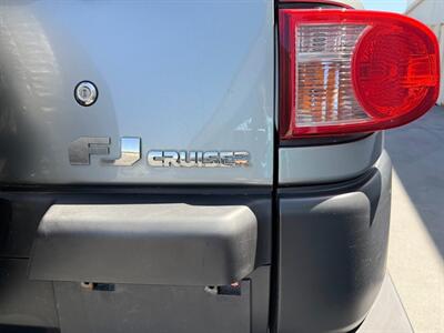 2011 Toyota FJ Cruiser   - Photo 24 - Sandy, UT 84070