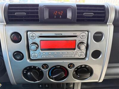 2011 Toyota FJ Cruiser   - Photo 34 - Sandy, UT 84070