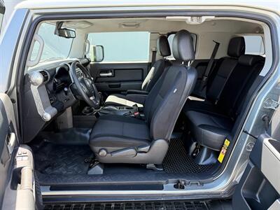 2011 Toyota FJ Cruiser   - Photo 6 - Sandy, UT 84070