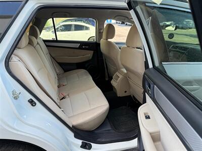 2019 Subaru Outback 2.5i Premium   - Photo 11 - Sandy, UT 84070