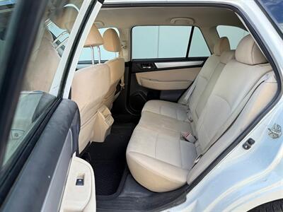 2019 Subaru Outback 2.5i Premium   - Photo 6 - Sandy, UT 84070