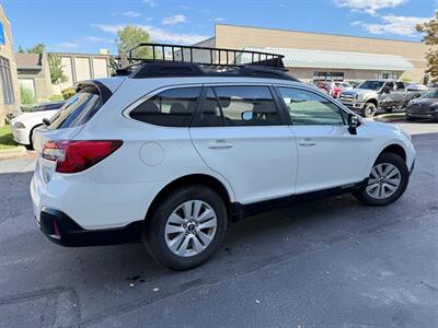 2019 Subaru Outback 2.5i Premium   - Photo 10 - Sandy, UT 84070