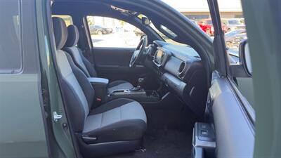 2021 Toyota Tacoma TRD Off-Road - Photo 12 - Sandy, UT 84070