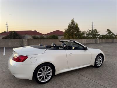 2015 INFINITI Q60 Convertible   - Photo 10 - Austin, TX 78752