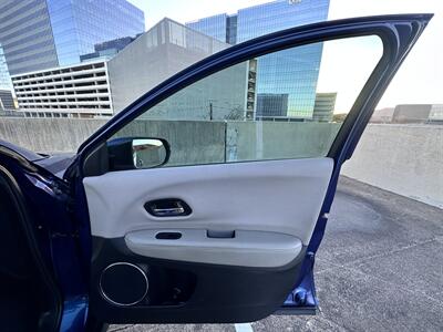 2016 Honda HR-V EX   - Photo 32 - Austin, TX 78752