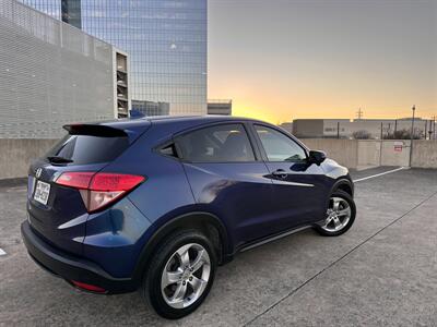 2016 Honda HR-V EX   - Photo 6 - Austin, TX 78752