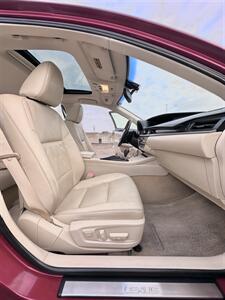 2013 Lexus ES 350   - Photo 12 - Austin, TX 78752