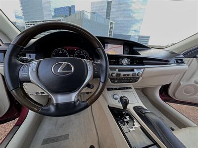 2013 Lexus ES 350   - Photo 22 - Austin, TX 78752