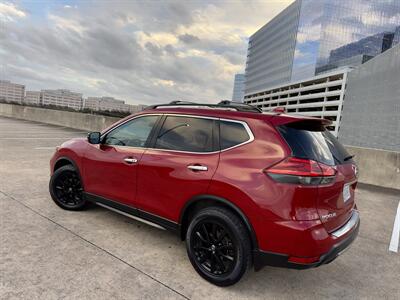 2017 Nissan Rogue S   - Photo 5 - Austin, TX 78752