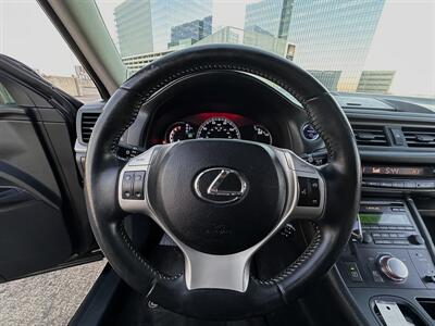 2012 Lexus CT 200h   - Photo 26 - Austin, TX 78752