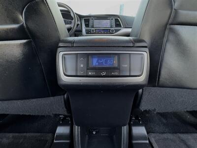 2014 Toyota Highlander XLE   - Photo 18 - Austin, TX 78752