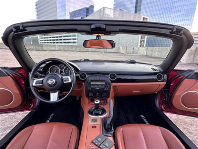 2006 Mazda MX-5 Miata Grand Touring   - Photo 26 - Austin, TX 78752