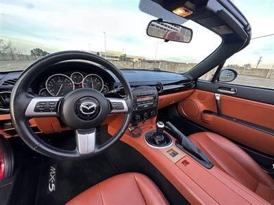 2006 Mazda MX-5 Miata Grand Touring   - Photo 34 - Austin, TX 78752