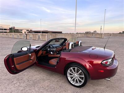 2006 Mazda MX-5 Miata Grand Touring   - Photo 14 - Austin, TX 78752