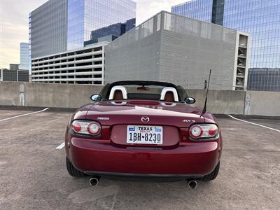 2006 Mazda MX-5 Miata Grand Touring   - Photo 15 - Austin, TX 78752