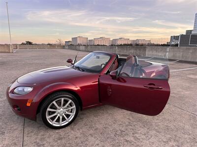 2006 Mazda MX-5 Miata Grand Touring   - Photo 12 - Austin, TX 78752