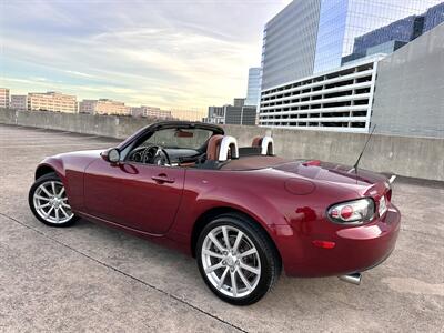 2006 Mazda MX-5 Miata Grand Touring   - Photo 8 - Austin, TX 78752