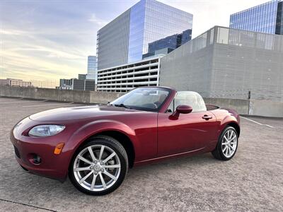 2006 Mazda MX-5 Miata Grand Touring   - Photo 2 - Austin, TX 78752