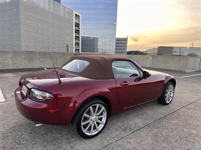 2006 Mazda MX-5 Miata Grand Touring   - Photo 10 - Austin, TX 78752