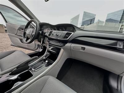 2017 Honda Accord LX   - Photo 18 - Austin, TX 78752