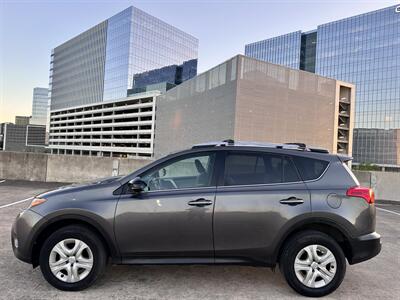 2014 Toyota RAV4 LE   - Photo 5 - Austin, TX 78752