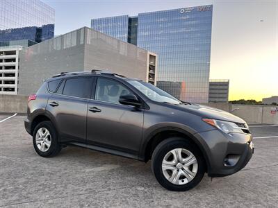 2014 Toyota RAV4 LE   - Photo 4 - Austin, TX 78752