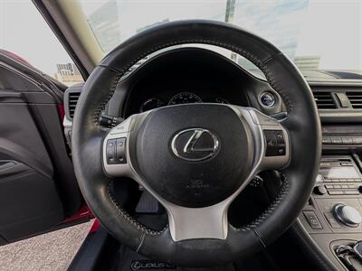 2012 Lexus CT 200h   - Photo 31 - Austin, TX 78752