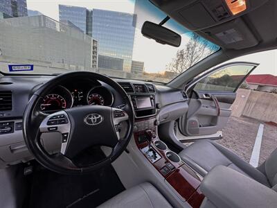 2013 Toyota Highlander Limited   - Photo 23 - Austin, TX 78752