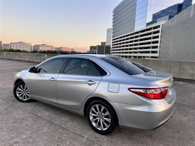 2015 Toyota Camry XLE   - Photo 5 - Austin, TX 78752