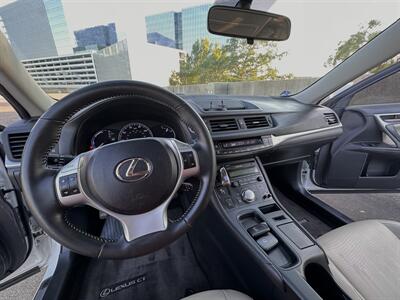 2012 Lexus CT 200h   - Photo 28 - Austin, TX 78752