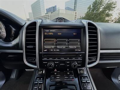 2013 Porsche Cayenne S   - Photo 29 - Austin, TX 78752