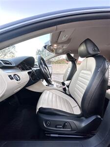 2012 Volkswagen CC 2.0T Lux Plus FWD   - Photo 11 - Austin, TX 78752